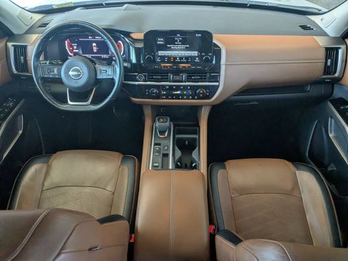 Used 2022 Nissan Pathfinder Platinum w/ Cargo Package FWD image 22