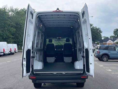 New 2026 Mercedes-Benz Sprinter 3500 image 5