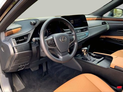 Used 2024 Lexus ES 350 w/ Premium Package FWD image 27