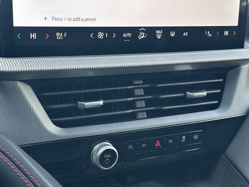 Certified 2025 Ford Explorer ST image 21