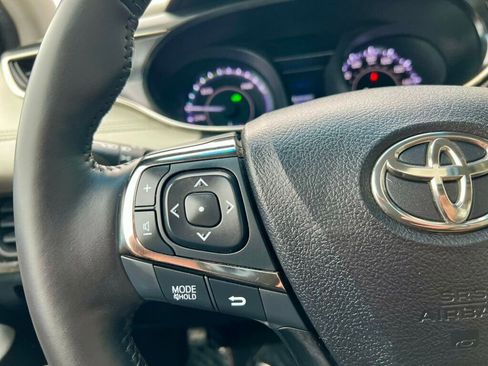 Used 2018 Toyota Avalon Limited w/ All Weather Liner Package image 18