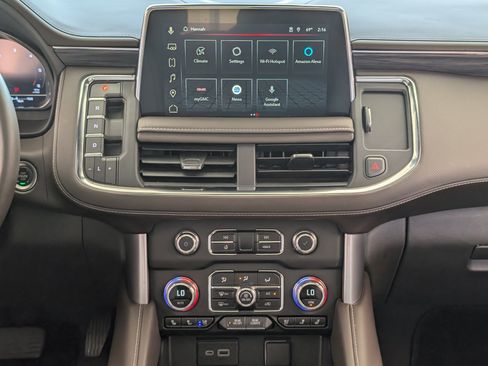 Used 2024 GMC Yukon SLT w/ SLT Premium Package RWD image 30