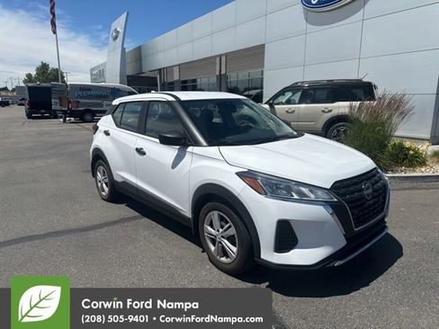 Used 2023 Nissan Kicks S FWD image 1