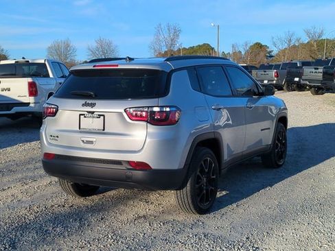 New 2026 Jeep Compass Latitude image 5