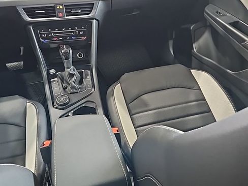 New 2026 Volkswagen Taos SEL image 23