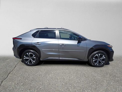 Used 2025 Toyota bZ4X AWD w/ Weather Package image 2
