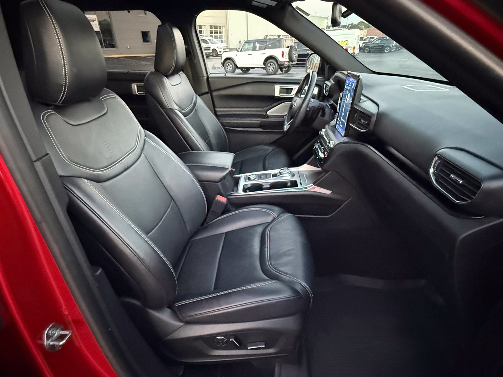 Used 2020 Ford Explorer ST w/ ST Street Pack AWD/4WD image 20