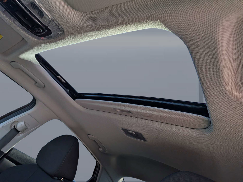 Certified 2025 Hyundai Elantra SEL FWD image 27