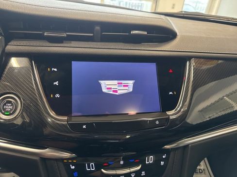 Used 2024 Cadillac XT6 Sport image 35