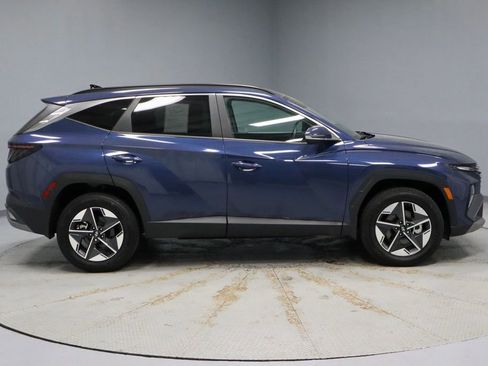 Certified 2025 Hyundai Tucson SEL AWD/4WD image 12