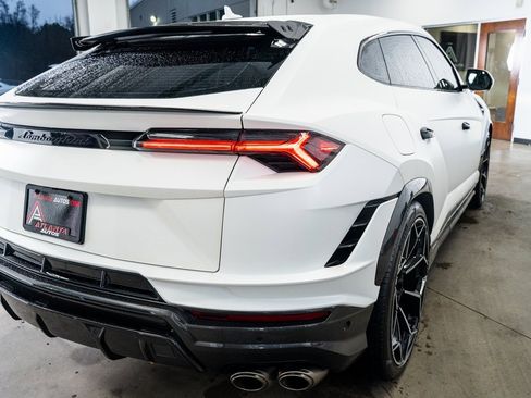 Used 2024 Lamborghini Urus Performante image 31