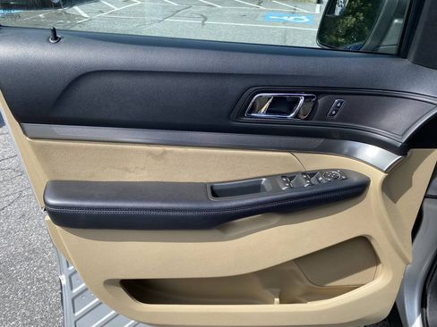 Used 2017 Ford Explorer 4WD image 9