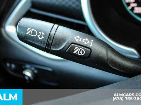 Used 2025 Chevrolet Malibu LT FWD image 23