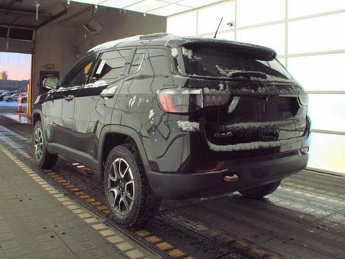 Used 2024 Jeep Compass Trailhawk image 6