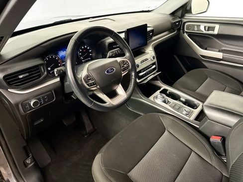 Used 2022 Ford Explorer XLT w/ Class IV Trailer Tow Package image 22