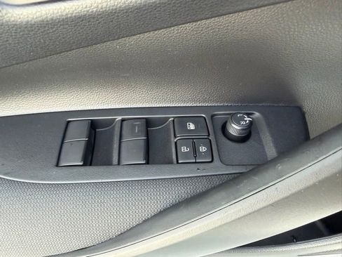 Used 2025 Toyota Corolla LE w/ LE Premium Package image 20