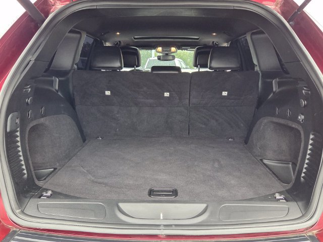 Used 2020 Jeep Grand Cherokee Altitude RWD image 11