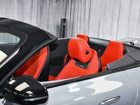 Used 2022 Mercedes-Benz SL 63 AMG 4MATIC w/ Driver Assistance Package image 83