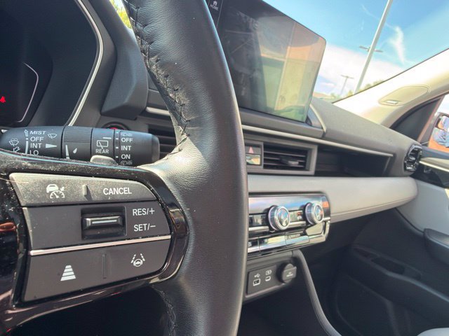 Certified 2023 Honda Pilot Touring image 23