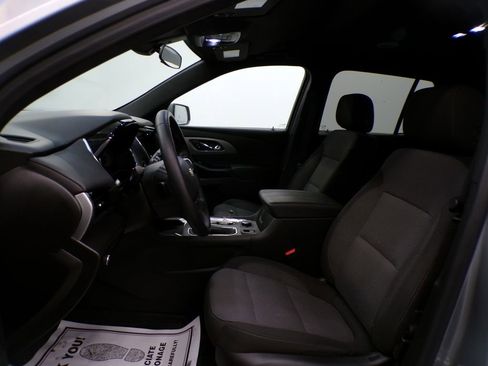 Used 2023 Chevrolet Traverse LT w/ LPO, Floor Liner Package image 16