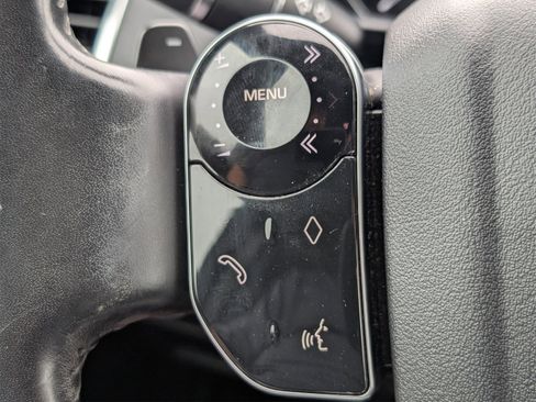 Used 2020 Land Rover Discovery SE image 22