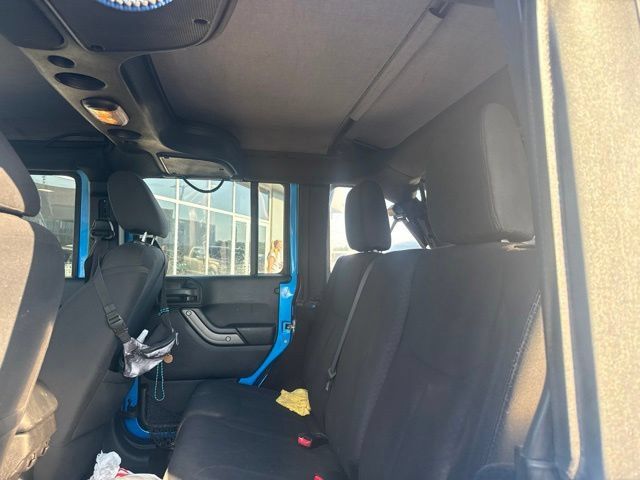 Used 2015 Jeep Wrangler Unlimited Sport w/ Connectivity Group AWD/4WD image 19