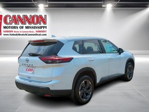 New 2026 Nissan Rogue SV image 5