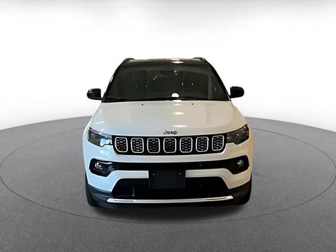 Used 2025 Jeep Compass Limited AWD/4WD image 9