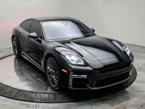 Used 2026 Porsche Panamera Turbo S AWD/4WD image 25