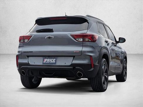 Used 2021 Chevrolet TrailBlazer RS w/ Sun and Liftgate Package image 4