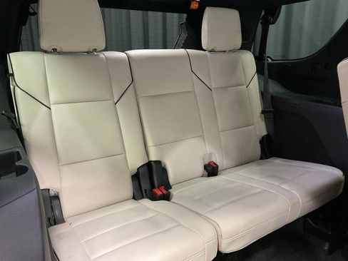 Used 2022 Cadillac Escalade Sport w/ Touring Package image 15