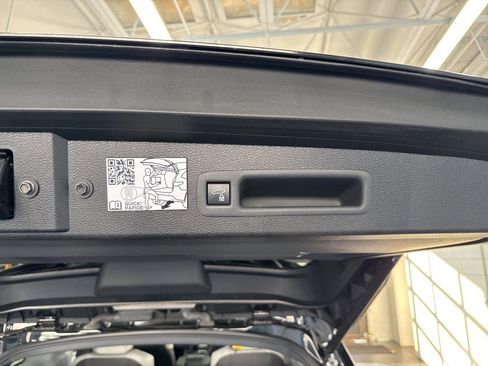 Certified 2023 Toyota Sienna XSE image 12