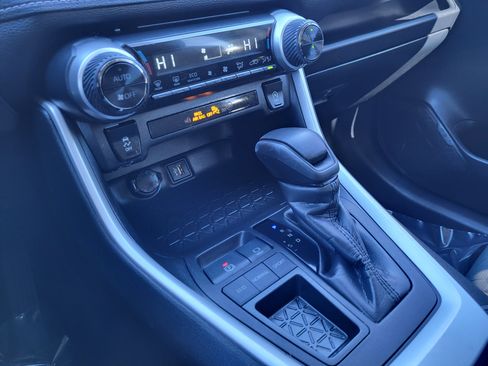 Used 2023 Toyota RAV4 XLE image 11