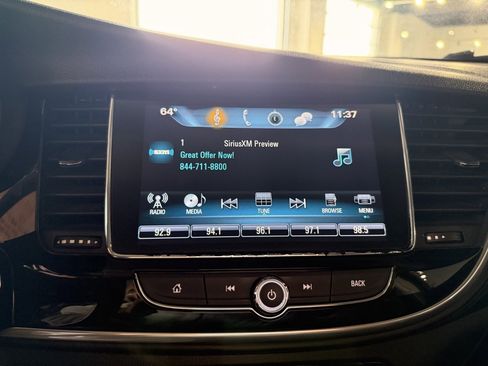 Used 2020 Buick Encore Preferred image 18