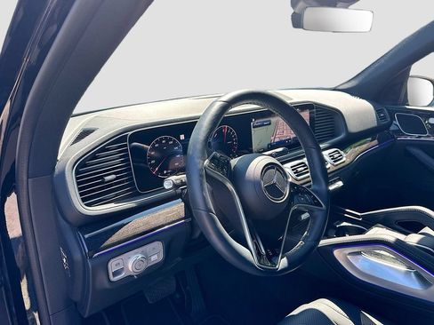 Certified 2025 Mercedes-Benz GLE 450e 4MATIC image 9