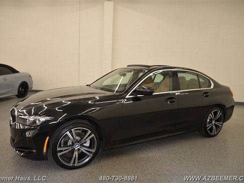 Used 2024 BMW 330i Sedan w/ Convenience Package image 4