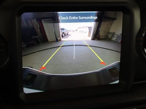 Used 2023 Jeep Gladiator Overland image 26