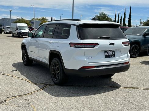 New 2026 Jeep Grand Cherokee L 4WD image 4