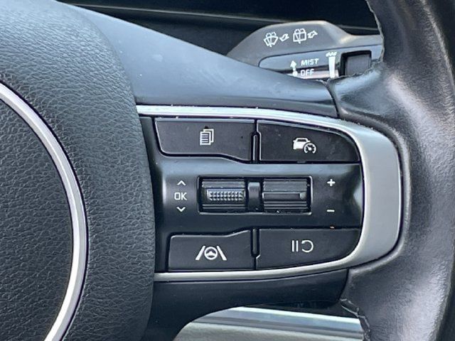 Used 2023 Kia Sportage EX FWD image 13