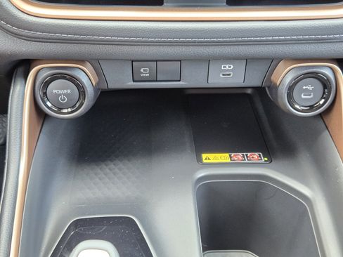 Used 2026 Toyota Grand Highlander AWD Hybrid image 16