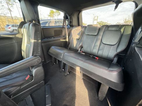 Used 2019 Dodge Grand Caravan GT image 10