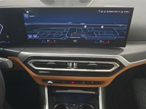 Used 2024 BMW 330i Sedan w/ M Sport Package image 20