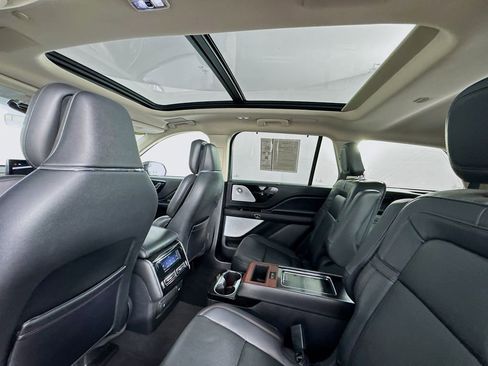 Used 2023 Lincoln Aviator Reserve w/ Equipment Group 201A image 39