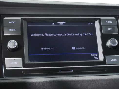 Used 2024 Volkswagen Jetta SE FWD image 16