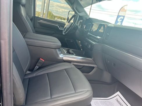 Used 2025 Chevrolet Silverado 3500 LTZ w/ LTZ Plus Package image 30