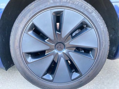 Used 2025 Tesla Model 3 Long Range RWD image 10