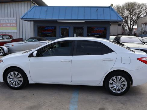 Used 2014 Toyota Corolla LE image 4
