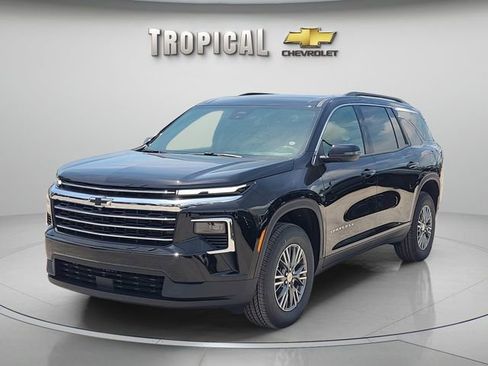 New 2026 Chevrolet Traverse LT FWD image 1