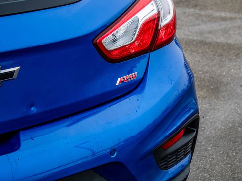 Used 2019 Chevrolet Cruze LT w/ Convenience Package image 9