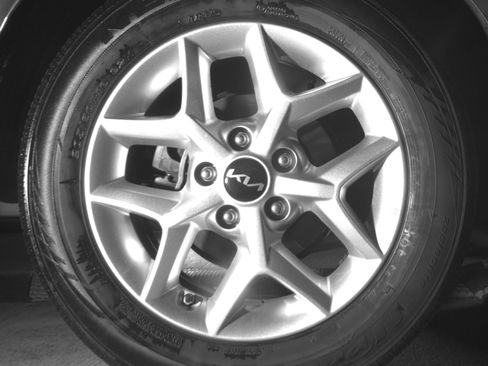 Used 2025 Kia Soul LX w/ LX Technology Package FWD image 15